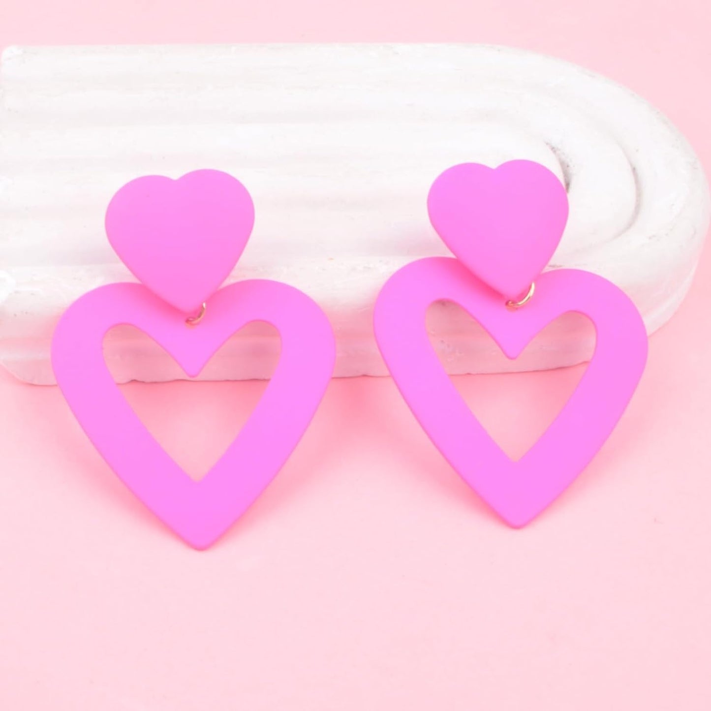 2pcs Clip on Pink Heart Earrings for Women, Double Love Heart Non-Pierced Drop Dangle Earring Clips Jewelry Mother's Day Gifts for Birthday Christmas Wedding Party Prom