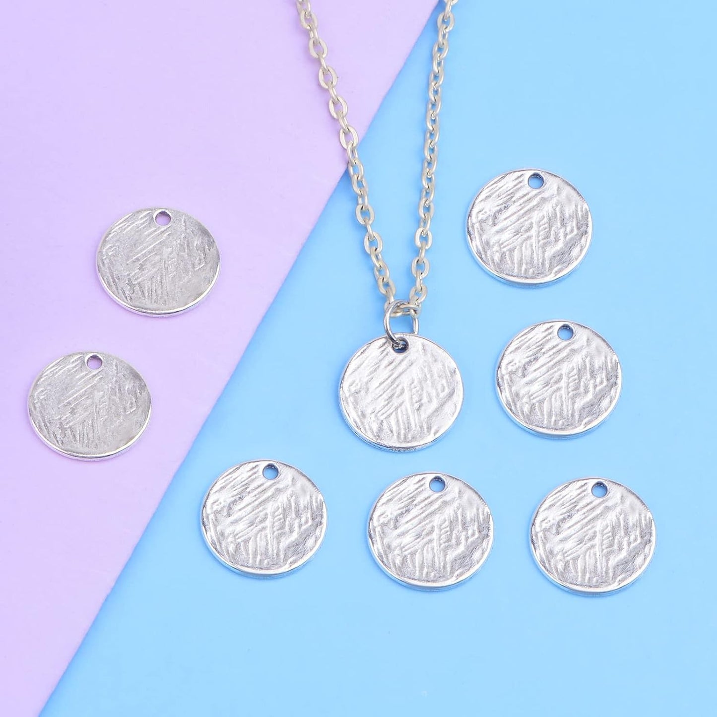 60 Pieces 15 mm Antique Silver Flat Round Disc Charms Alloy Blank Stamping Tag Pendants with Textured Pattern for DIY Bracelet Earrings Jewelry Making Supplies