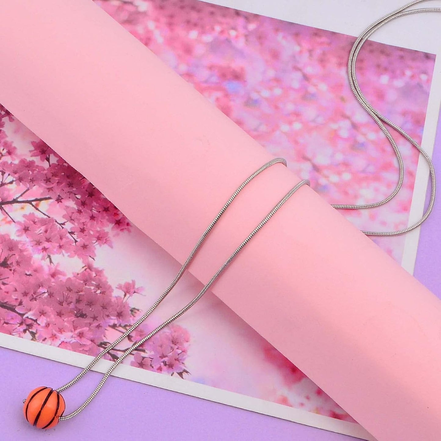 120pcs Basketball Spacer Beads Acrylic Sport Ball Loose Beads with A Roll of Crystal Wire Craft Accessories for DIY Friendship Bracelet Handmade Decoration Supplies