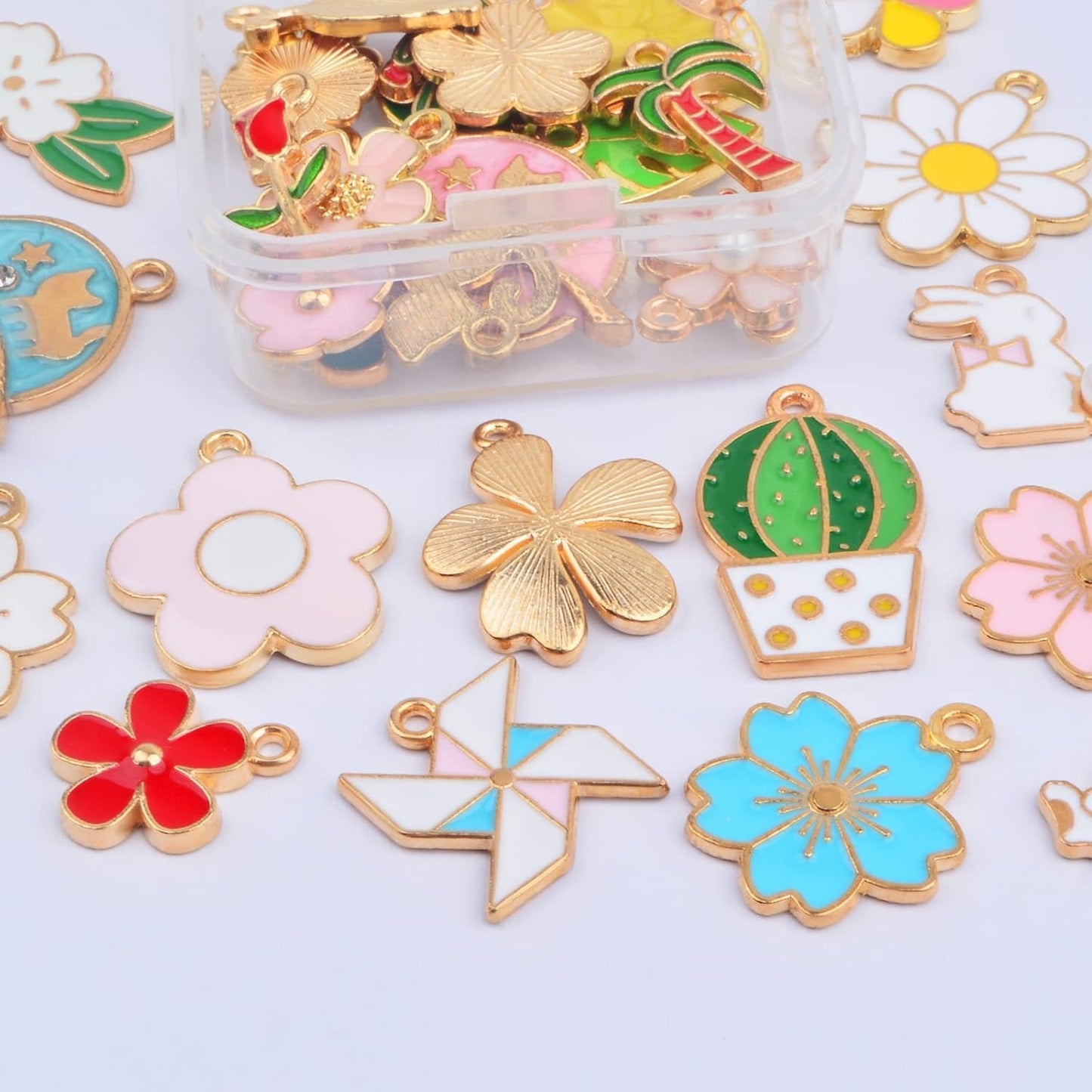30pcs Assorted Enamel Floral Themed Flower Plant Series Charms Cute Rose Cactus Tree Leaf Dangle Pendants with a Plastic Box for DIY Necklace Earrings Jewelry Making Supplies