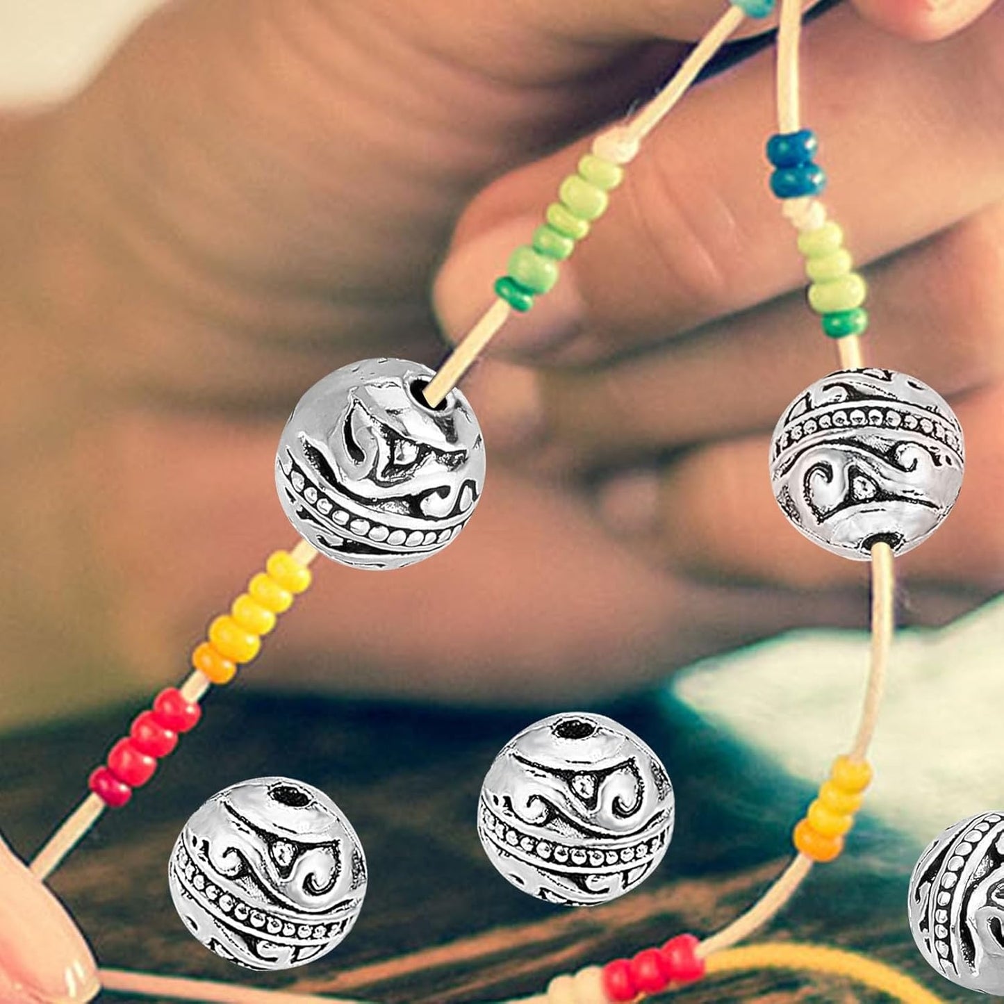 100pcs Antique Silver Round Spacer Beads Tibetan Alloy Ball Loose Bead Charms Metal Spacers Craft Accessories for DIY Bracelet Necklace Earrings Jewelry Making, 8 Mm