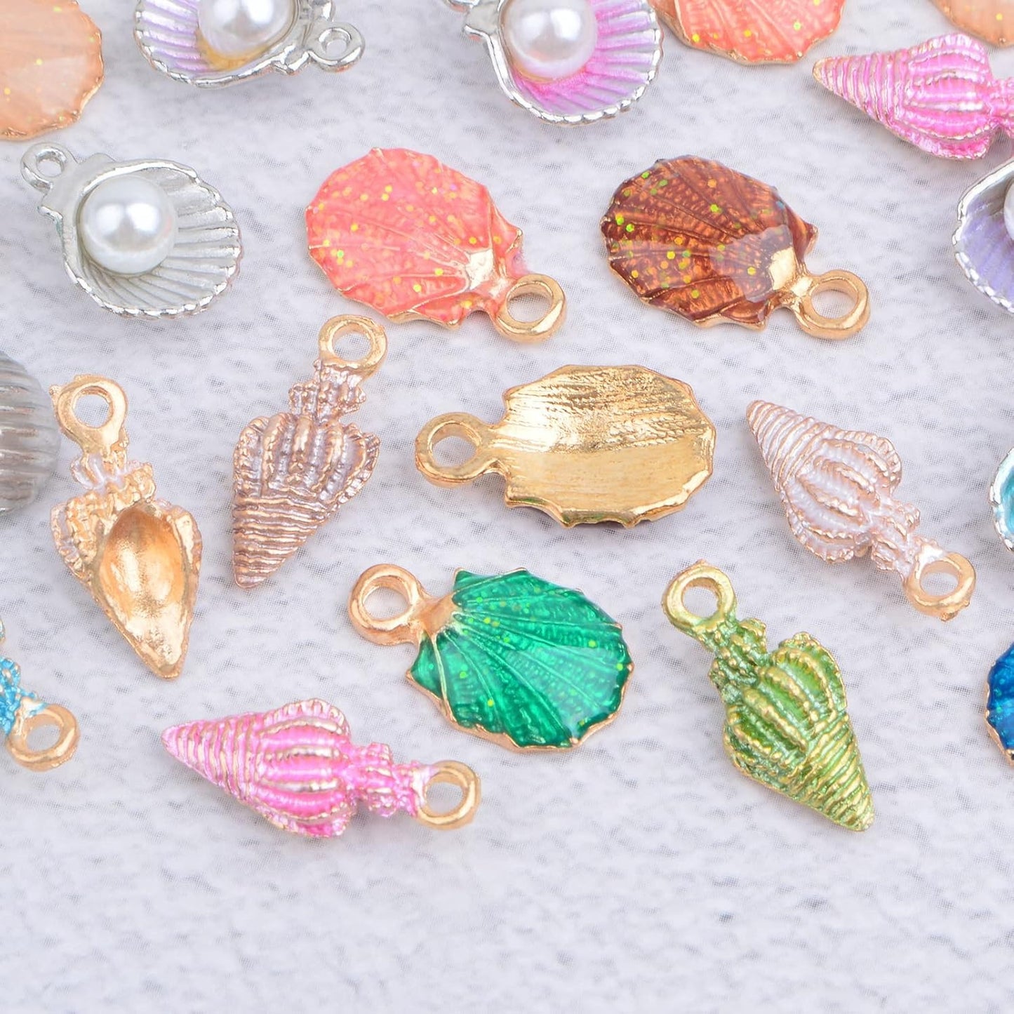 30pcs 3 Styles Alloy Ocean Life Seashell Conch Shells Charms Colorful Enamel Pearl Sea Animal Pendant Charms Craft Supplies for DIY Jewelry Making Birthday Wedding Party Gifts