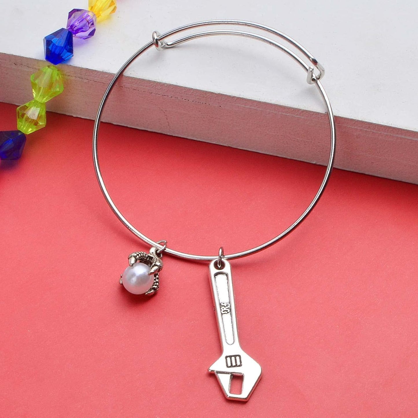 60pcs 10 Styles Antique Silver Mixed Home Tool Charms Tibetan Alloy Scissor Hammer Axe Wrench Kitchen Knife Pendants Living Tools Daily Supplies for DIY Jewelry Making Crafting