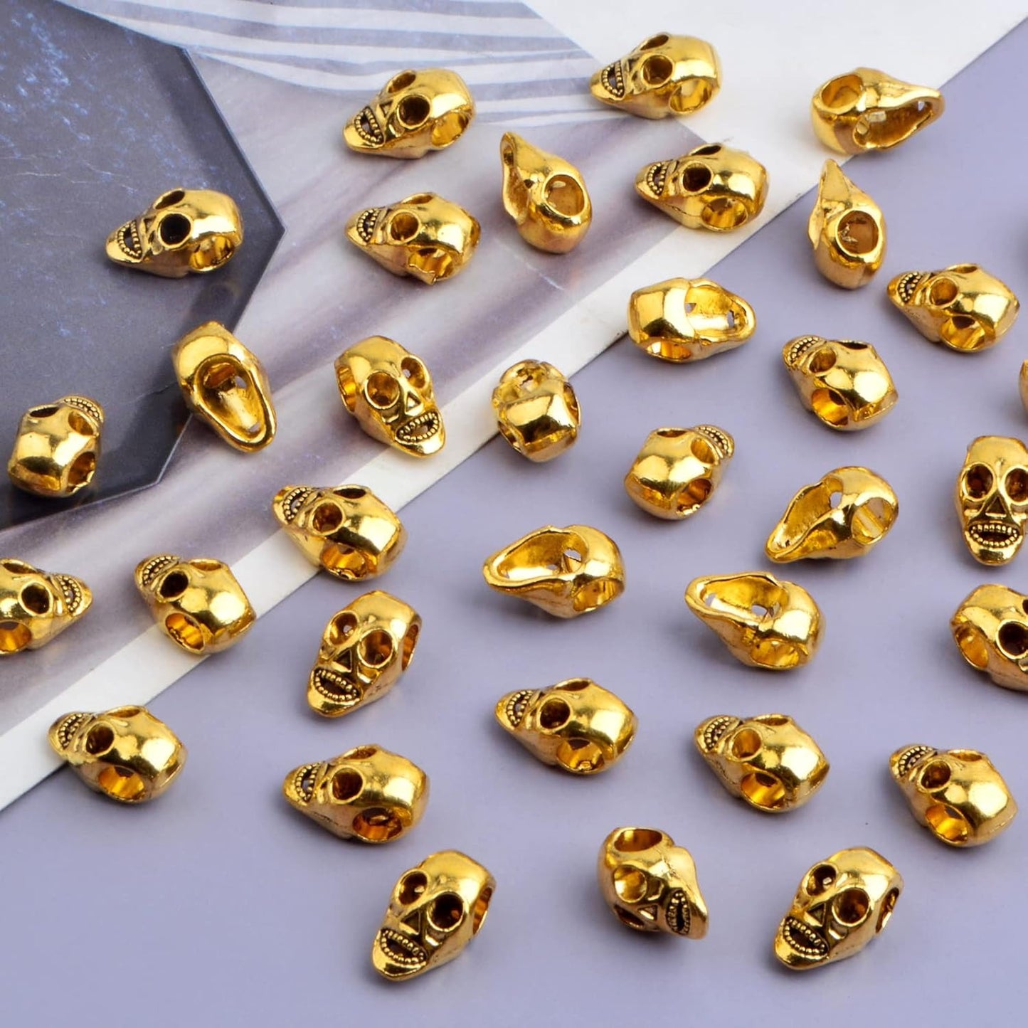 60pcs Antique Golden Large Hole Skull Beads Alloy Skeleton Skull Head Spacer Bead Loose Charm Beads Accessories for DIY Bracelet Necklace Jewelry Making Supplies