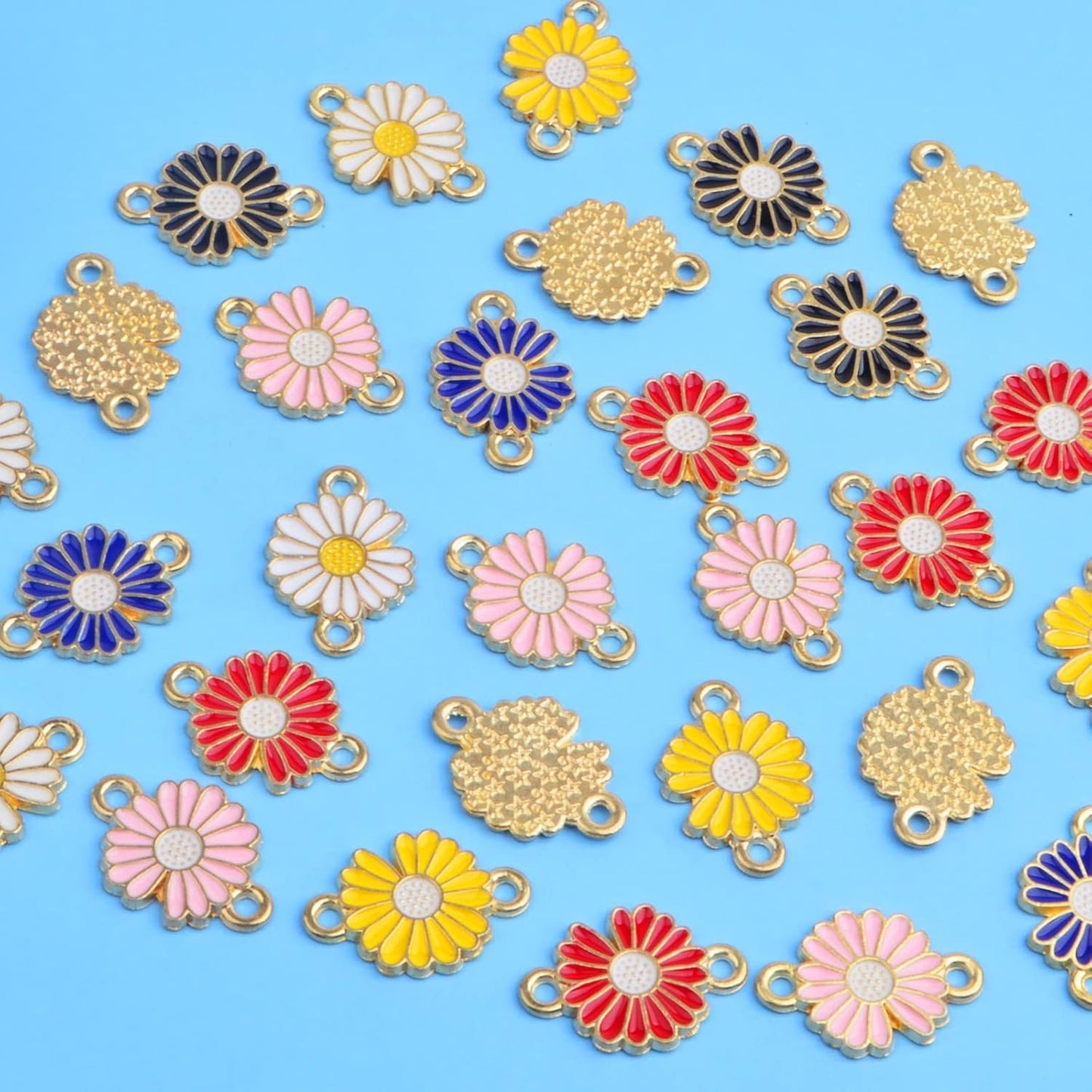 30pcs 6 Colors Daisy Flower Charms Connectors Alloy Enamel Flower Shaped Dangle Pendants Double Loops Links Charms for DIY Necklace Bracelet Earrings Jewellery Making Gifts