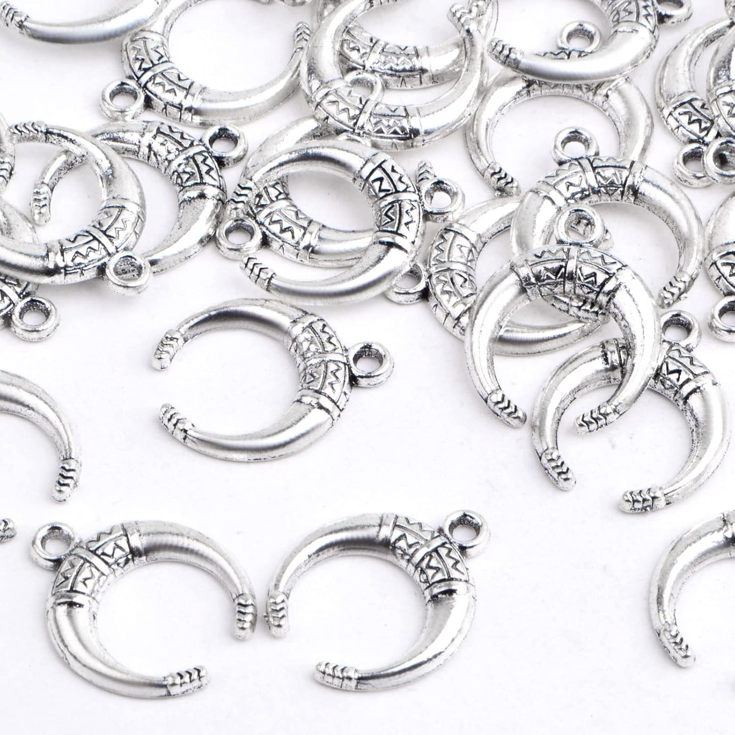 60 Pieces Antique Silver Crescent Moon Pendants Vintage Alloy Luna New Moon Dangle Charms Bulk Crafts Accessory for DIY Bracelet Necklace Earrings Jewelry Making