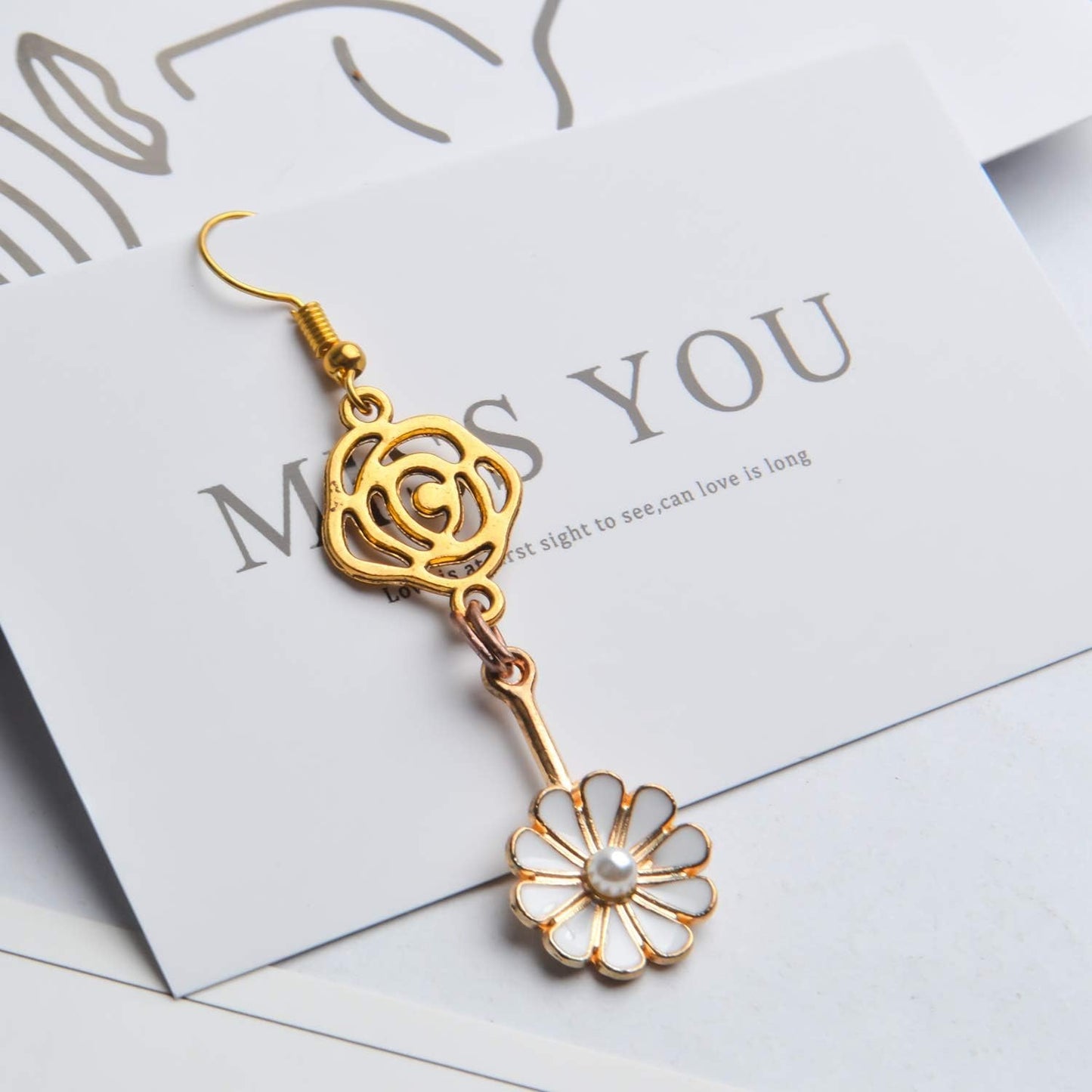 60pcs Craft Supplies Flower Heart Connector Charms Link Charms Pendants with 2 Holes for Bracelets Jewelry Making,6 Styles