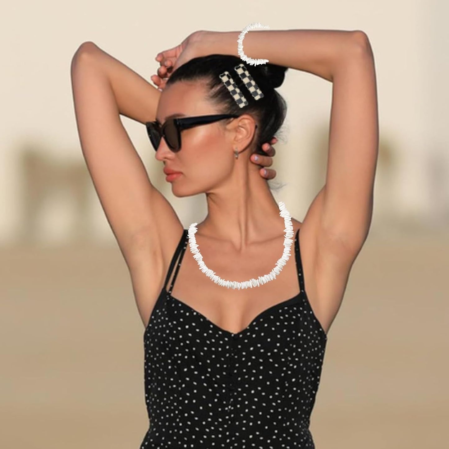 White Puka Shell Necklace Hawaiian Seashell Beach Surfer Choker Adjustable Handmade Beaded Summer Pooka Shells Clam Chips Necklace Bracelet Jewelry Set for Adult Teens Men Women