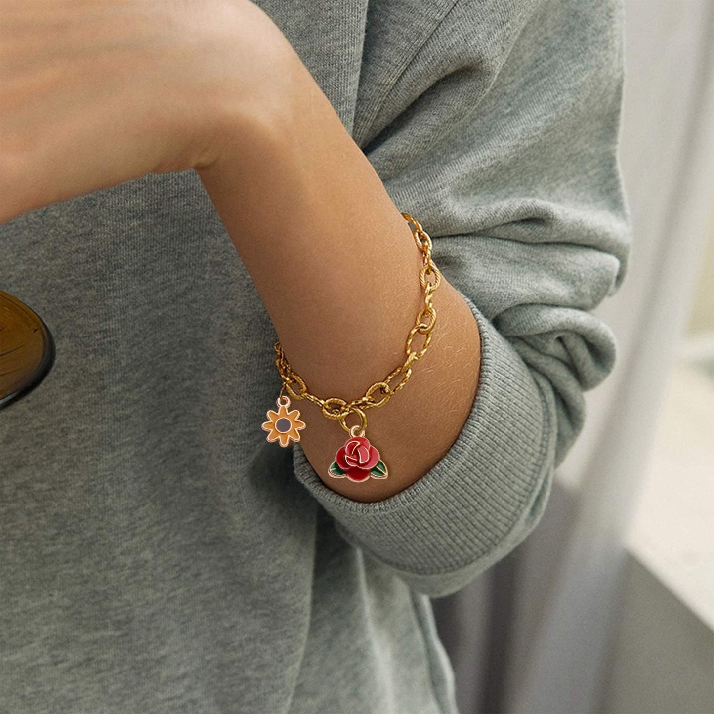 Enamel Charms Bulk, 35pcs Assorted Enamel Gold Plated Plant Charms Tree Leaf Flower Rose Cactus Pendants DIY Craft Supplies Accessory for Necklace Bracelet Jewelry Making Findings