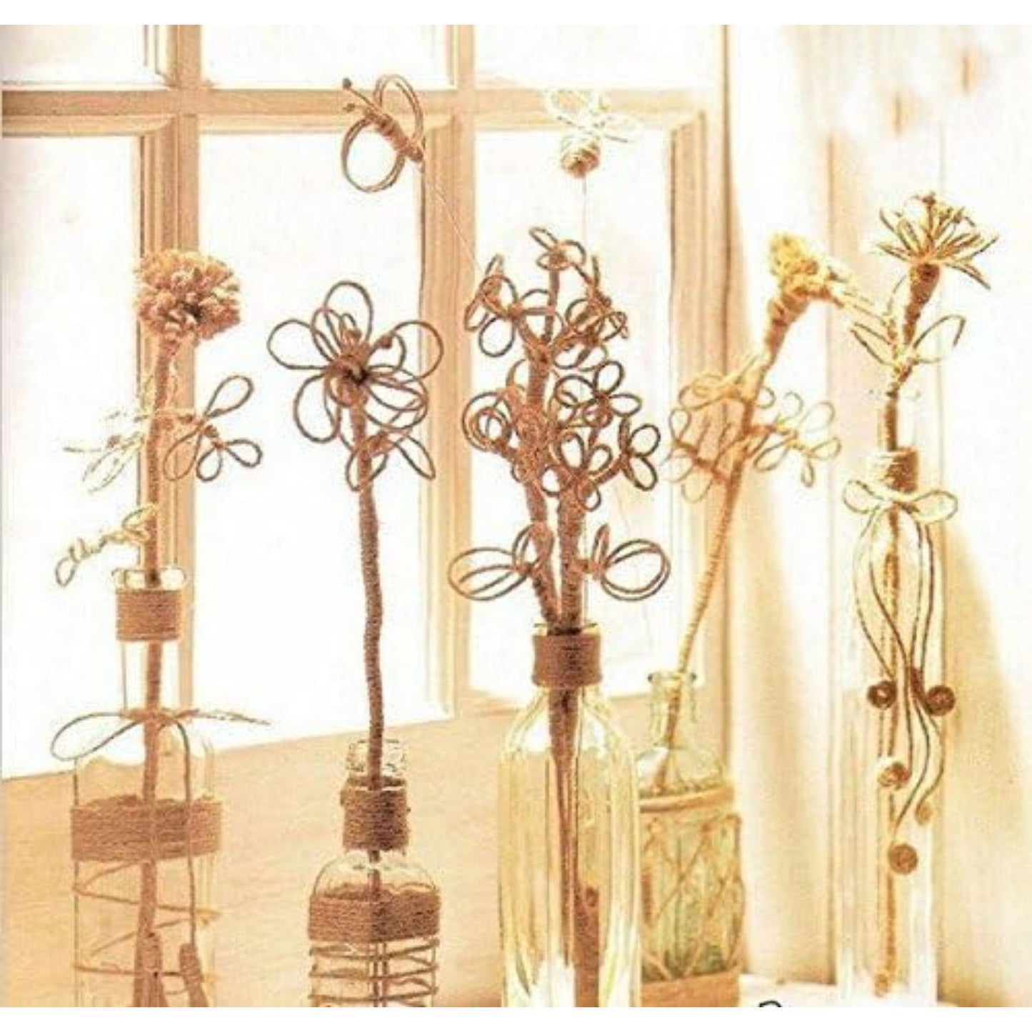 50pcs Mini Wooden Utility Paper Clip, Clothespins Clip, Clothes Line Clips with 300 Feet Natural Twine