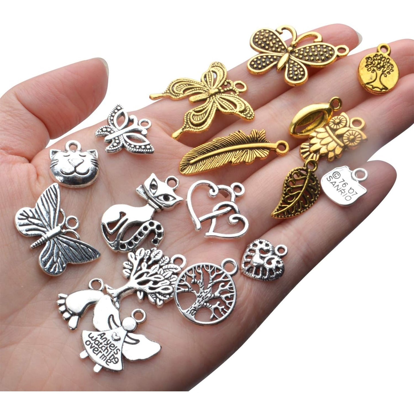 Vintage Charms Bulk,200pcs Mixed Antique Charms Tibetan Alloy Pendants for Necklace Bracelet Jewelry Making and Crafting,Antique Silver & Gold
