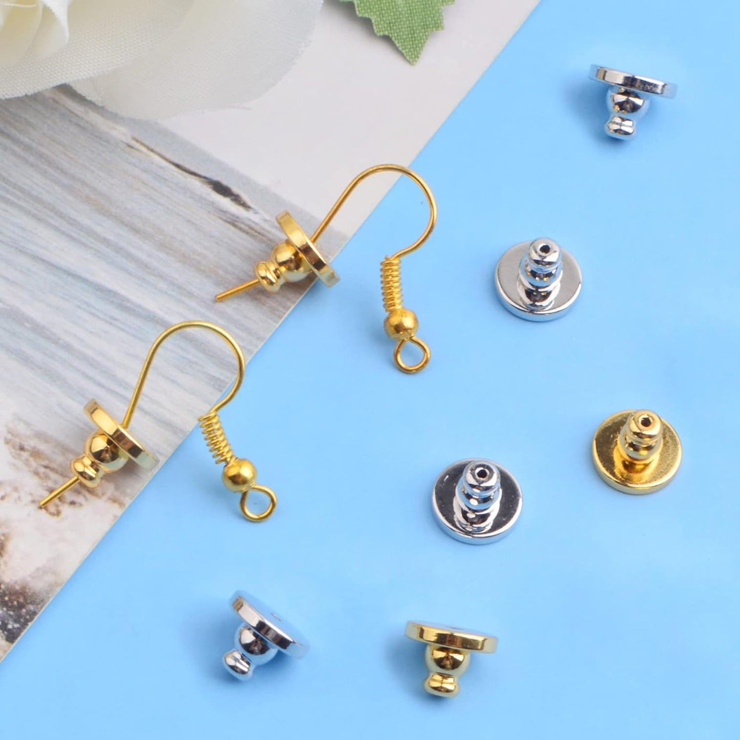 8pcs Hypo-Allergenic Bullet Clutch Secure Earring Backs Brass Locking Earring Backs Flying Disc Shape Ear Stoppers for Studs Fishhook Heavy Earrings, 2 Colors