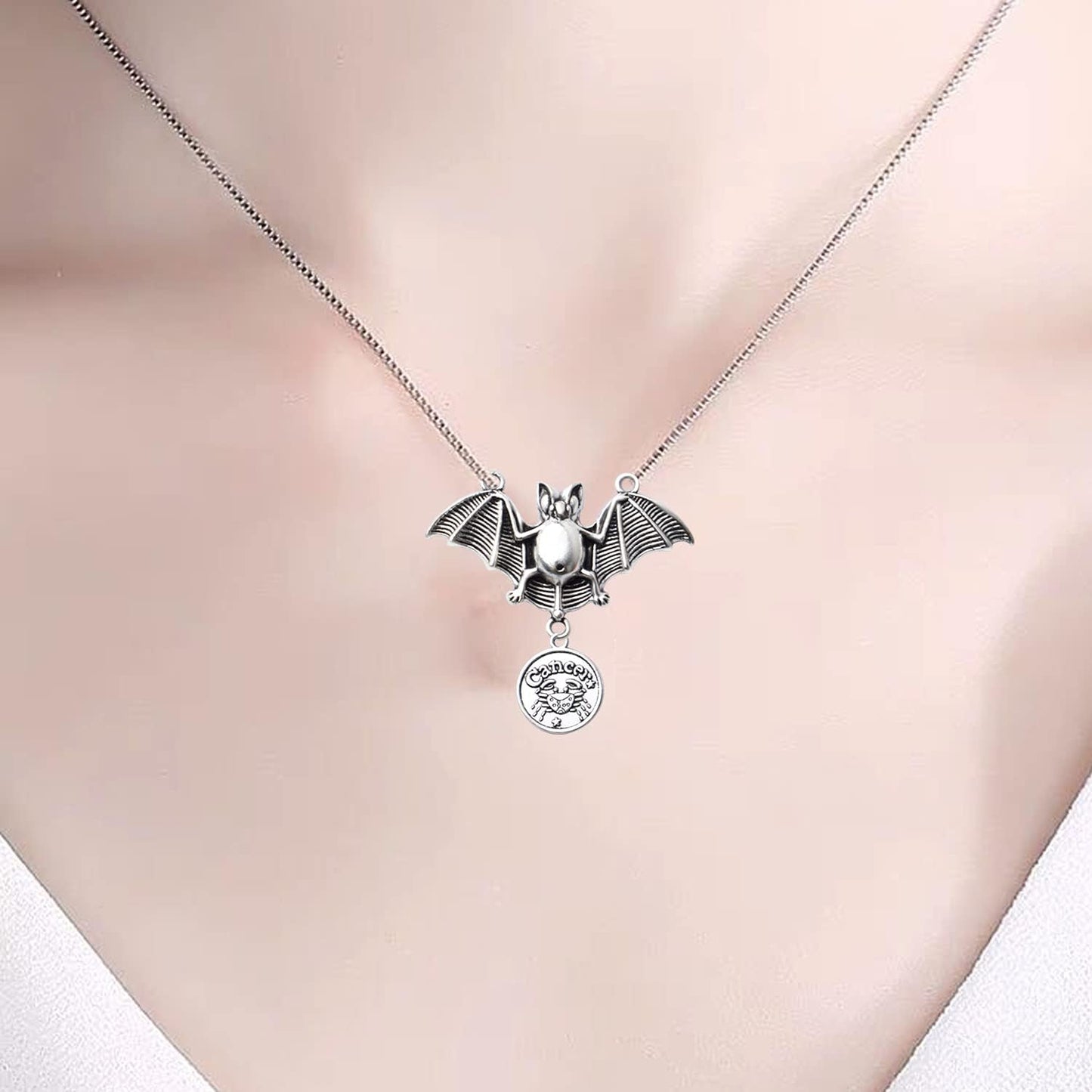 20pcs Bat Pendant Charms Alloy Halloween Spooky Flittermouse Flying Vampire Bat Connector Charms Animal Bead Charms for DIY Jewelry Making and Crafting,47.6mm×30mm