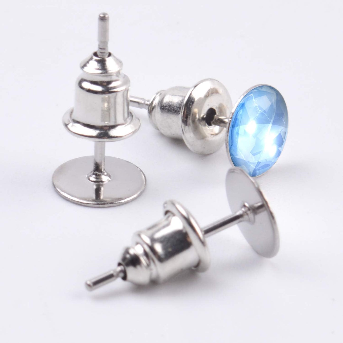 100 Pieces Stainless Steel Earrings Posts Flat Blank Earring Pin Studs (2 Size) with 100 Pieces Bullet Clutch Earring Backs for Earring Making Findings, Total 200 Pieces