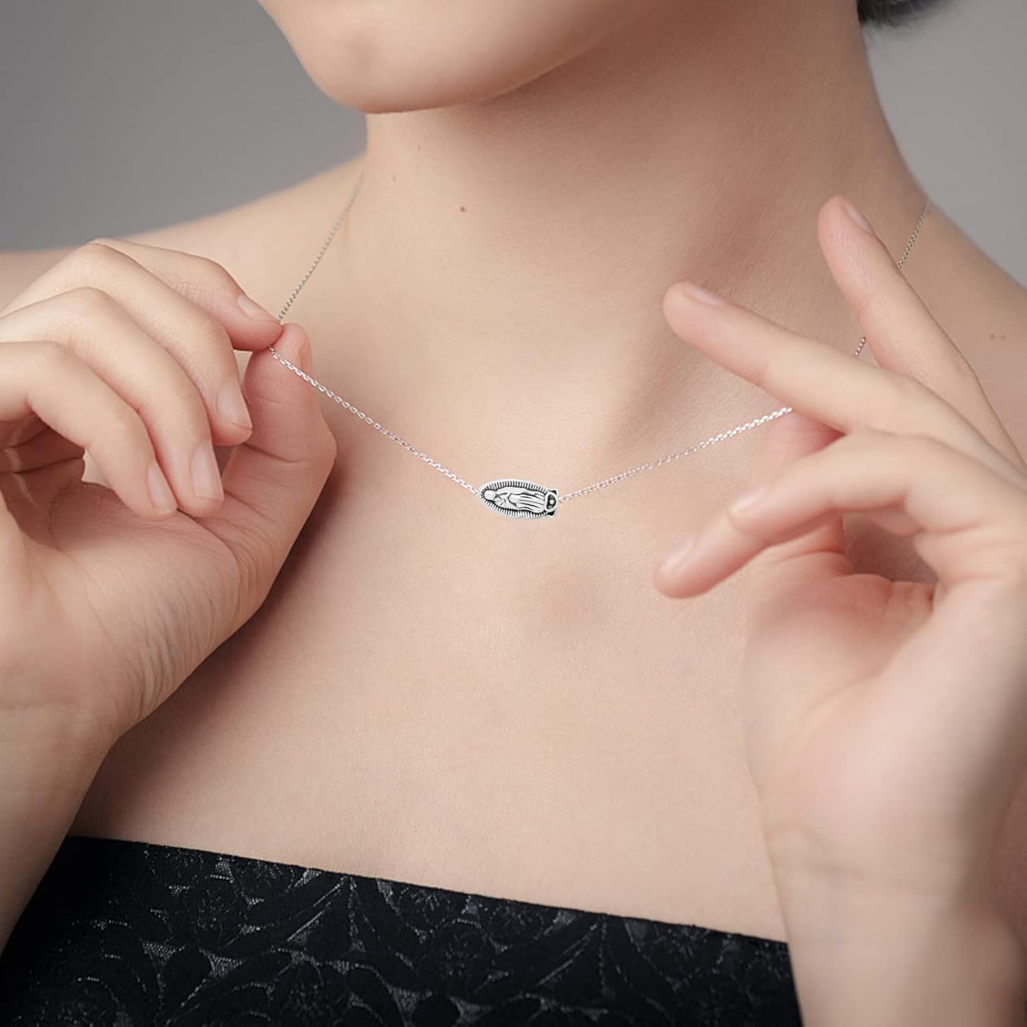 100pcs Antique Silver Religious Jesus Beads Alloy Virgin Mary Our Lady Rosary Spacer Beads Double-Sided Loose Beads for DIY DIY Rosary Bracelet Necklace Jewelry Making