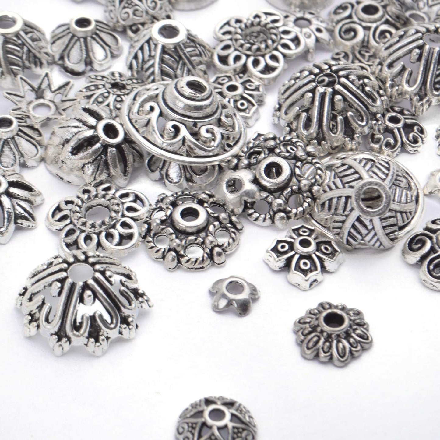 200pcs Tibetan Silver Flower Bead Caps Bead Caps Spacer Beads Bali Style Jewelry Findings for Necklace Bracelet,20 Styles