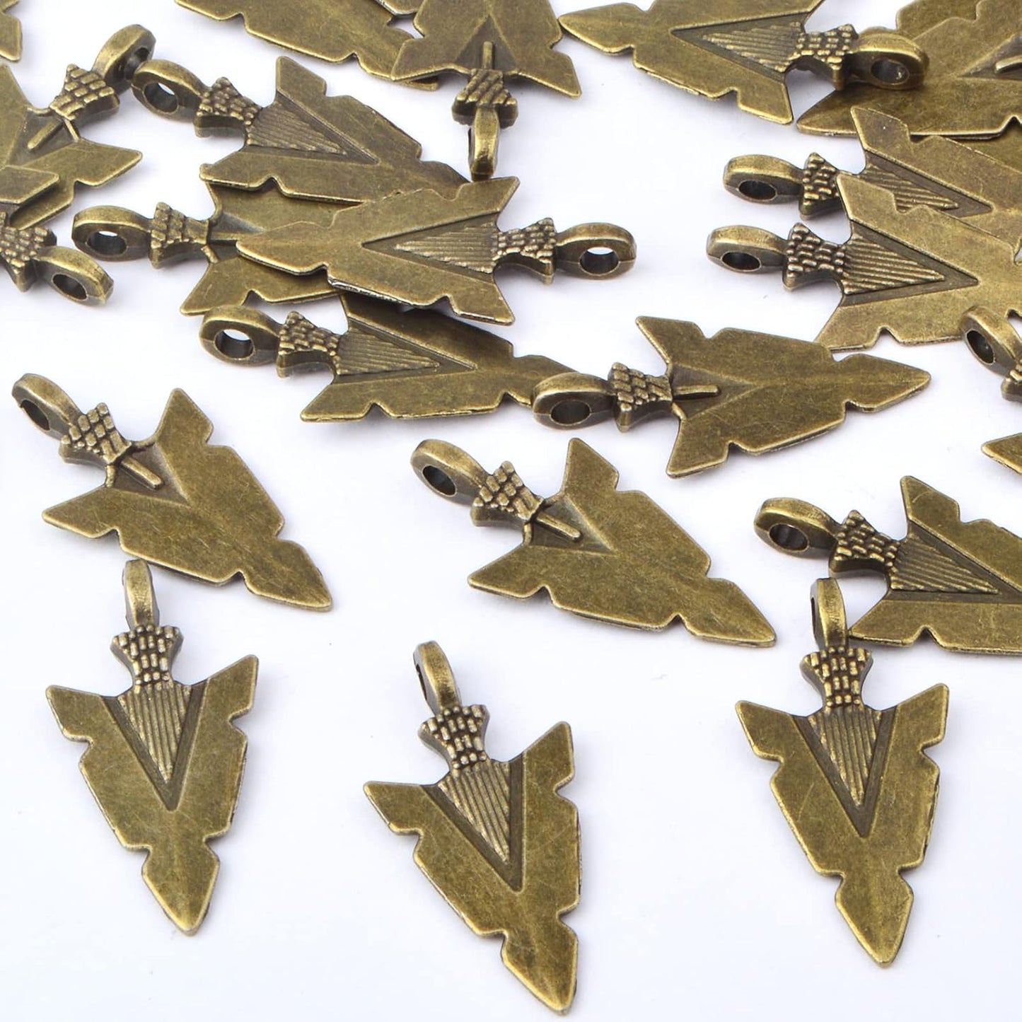 50 Pieces Tibetan Alloy Arrowhead Charms Vintage Chic Arrow Dangle Pendants Charms Craft Supplies for DIY Bracelet Necklace Jewelry Making Findings, Antique Golden