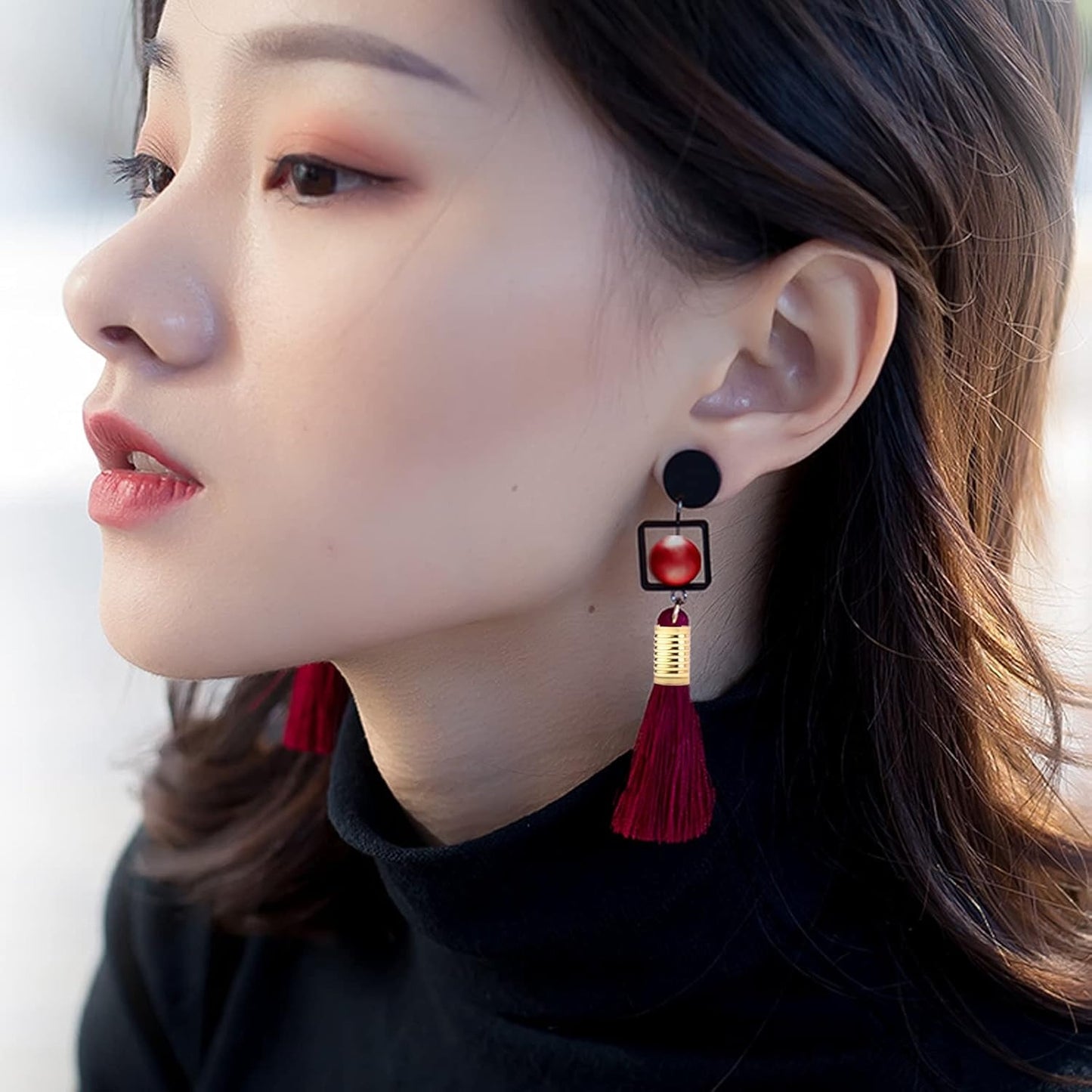 100pcs Leather Rope Clips Foldable Metal Round Fastener Crimping Cord String Leather Cord Clamp for DIY Handmade Necklace Crafts Jewelry Making Findings, Light Golden and Silver, 14.1 mm x 9 mm