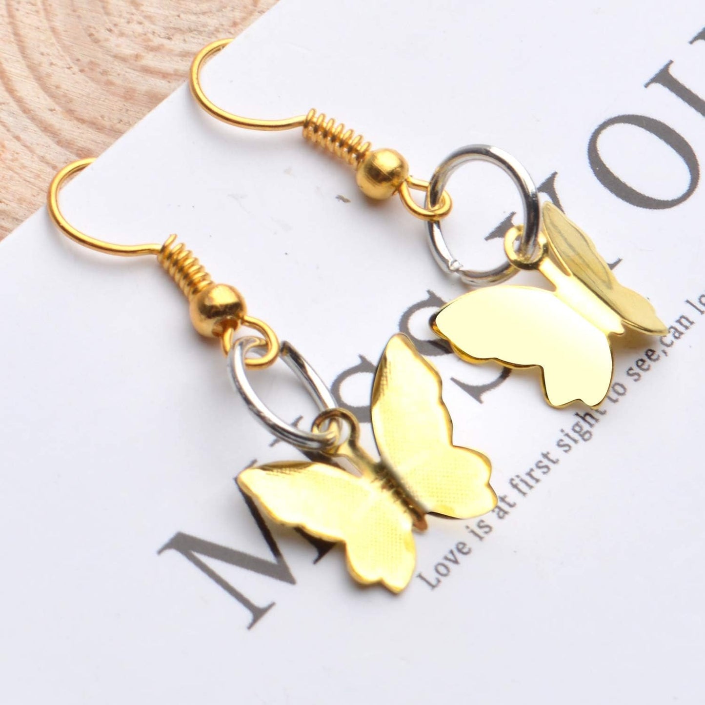 Butterfly Pendant Charms, 200 Pcs Mini Butterfly Charms Brass Butterfly Insect Pendant Craft Supplies Jewelry Findings Accessory for DIY Necklace Bracelet, Golden and Silver, 12.7x11mm
