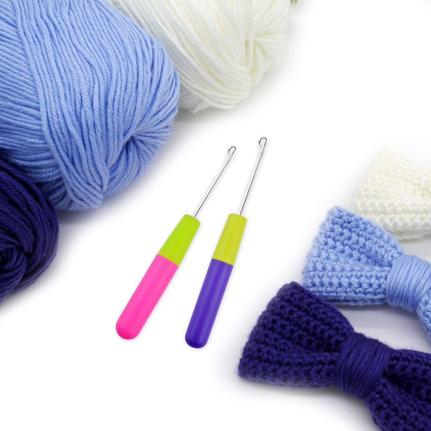 BronaGrand Wooden Bent Latch Hook Tool and Plastic Latch Hook Crochet Needle, Set of 3
