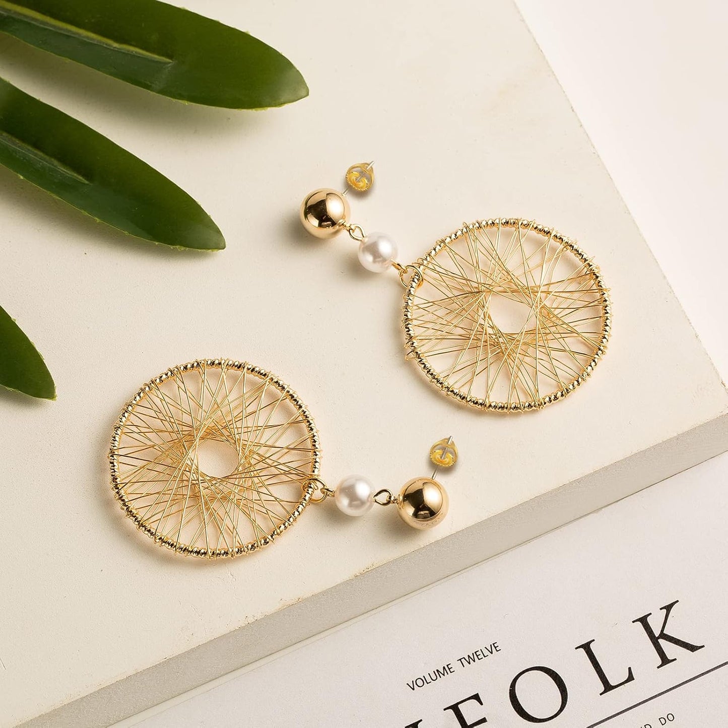 12pcs 18K Golden Plated Round Earring Backs Hypoallergenic Brass Ear Stoppers Clutches Screw Earring Safety Backs Replacements for Stud Earrings Jewelry Making