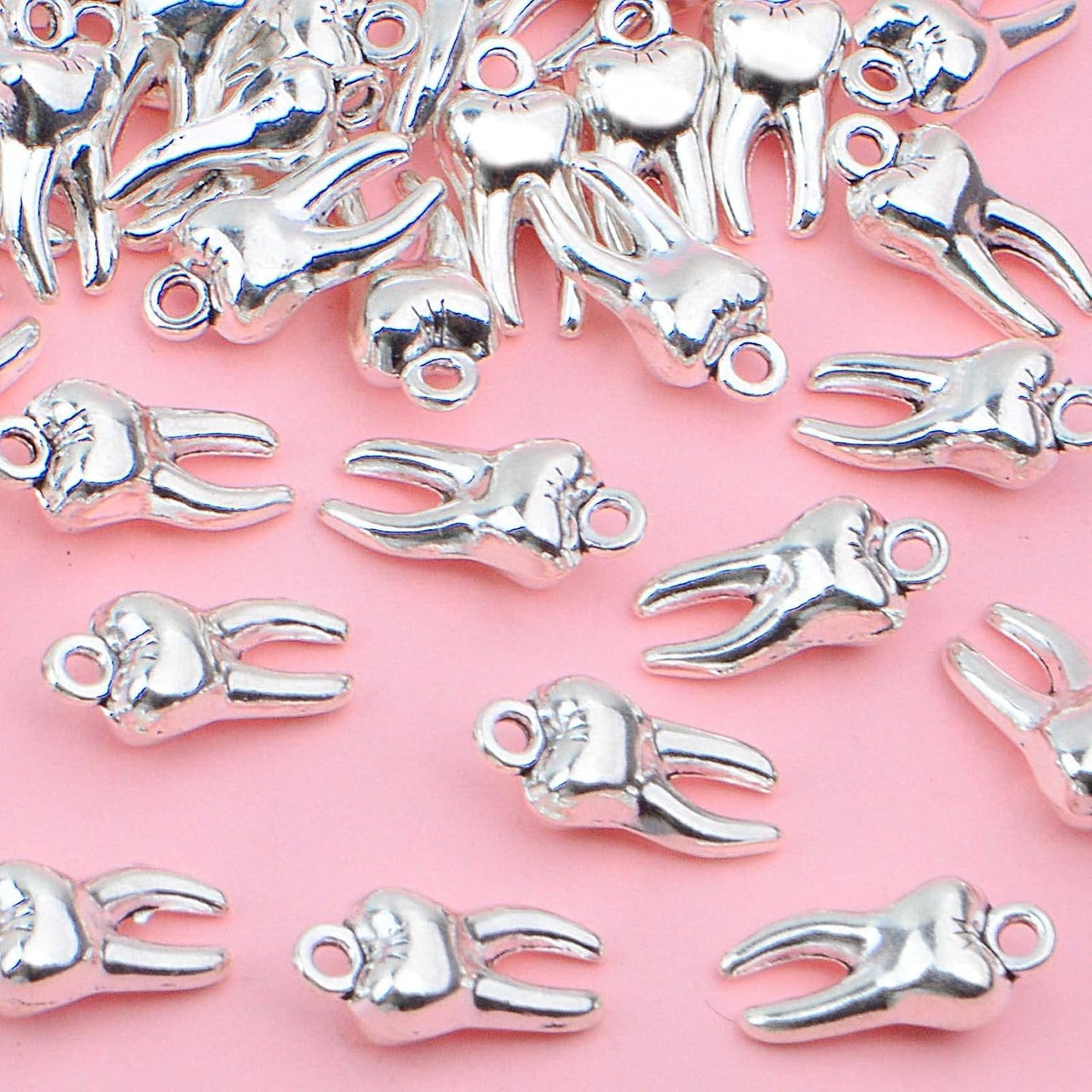 50 Pieces Antique Silver Tooth Pendant Charms Alloy Heathy Teeth Dangle Charms Hanging Ornaments Links for DIY Necklace Bracelet Jewelry Making Supplies