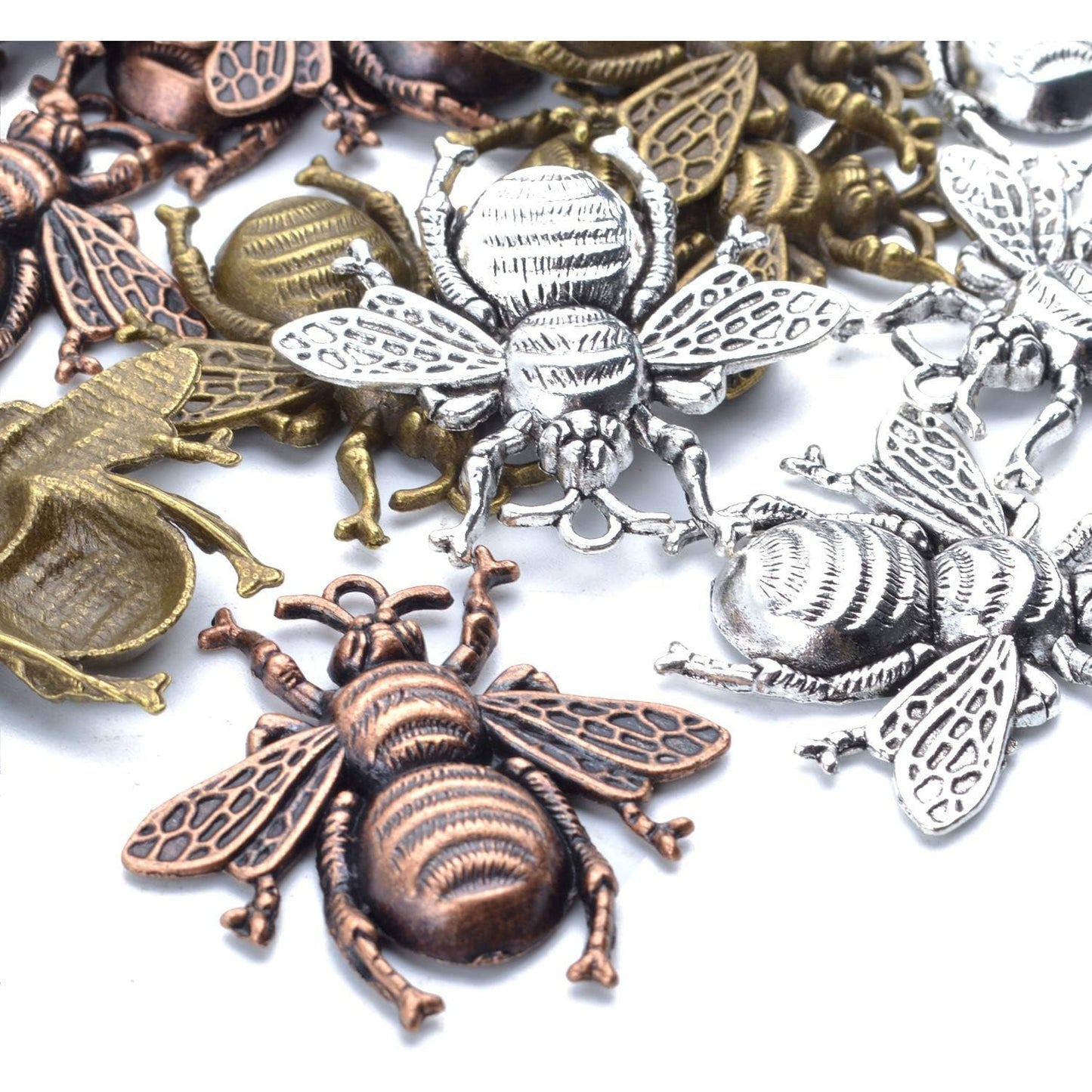 15 Pieces Bee Pendants, Honeybee Charms Fly Insect Charm Metal Jewelry Findings for Jewelry Making DIY, Antique Silver, Antique Bronze and Antique Gold Color