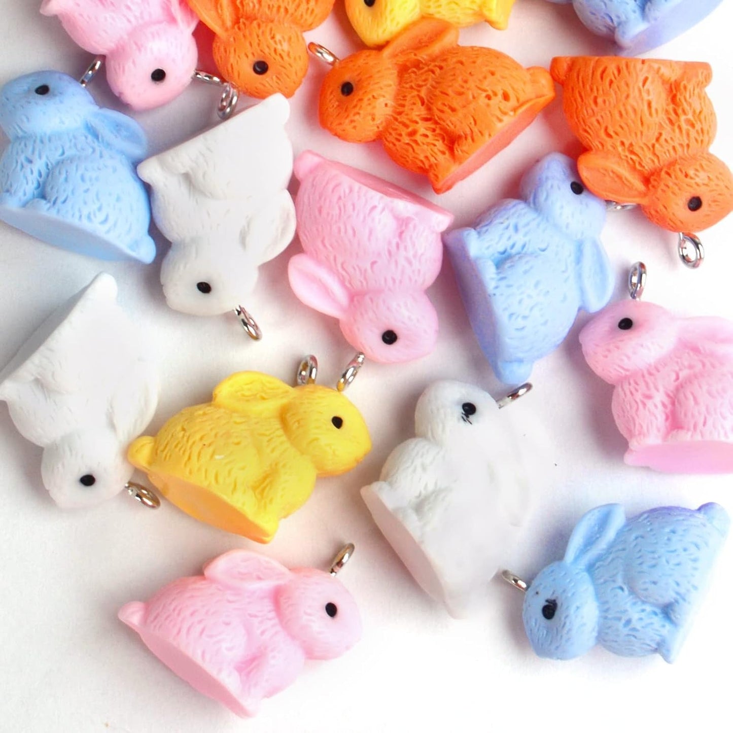 20pcs 5 Colors Resin Rabbit Charms Lovely Rabbit Shape Pendants Animal Dangle Charms Jewelry Accessories for DIY Necklace Bracelet Earrings