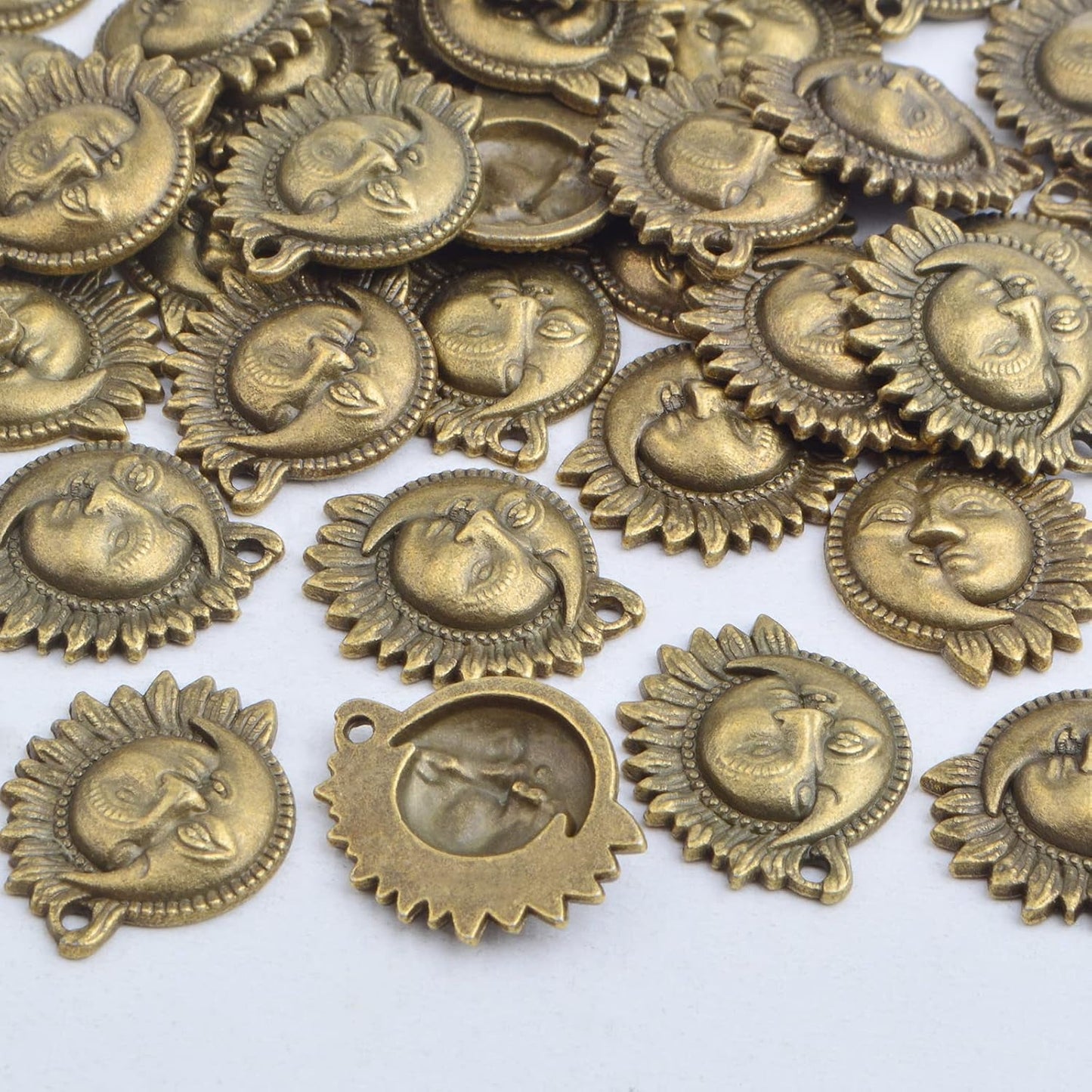 50pcs Sun and Moon Charms Pendants Alloy Sun Smile Celestial Craft Supplies for Necklace Bracelet DIY Jewelry Making Accessories