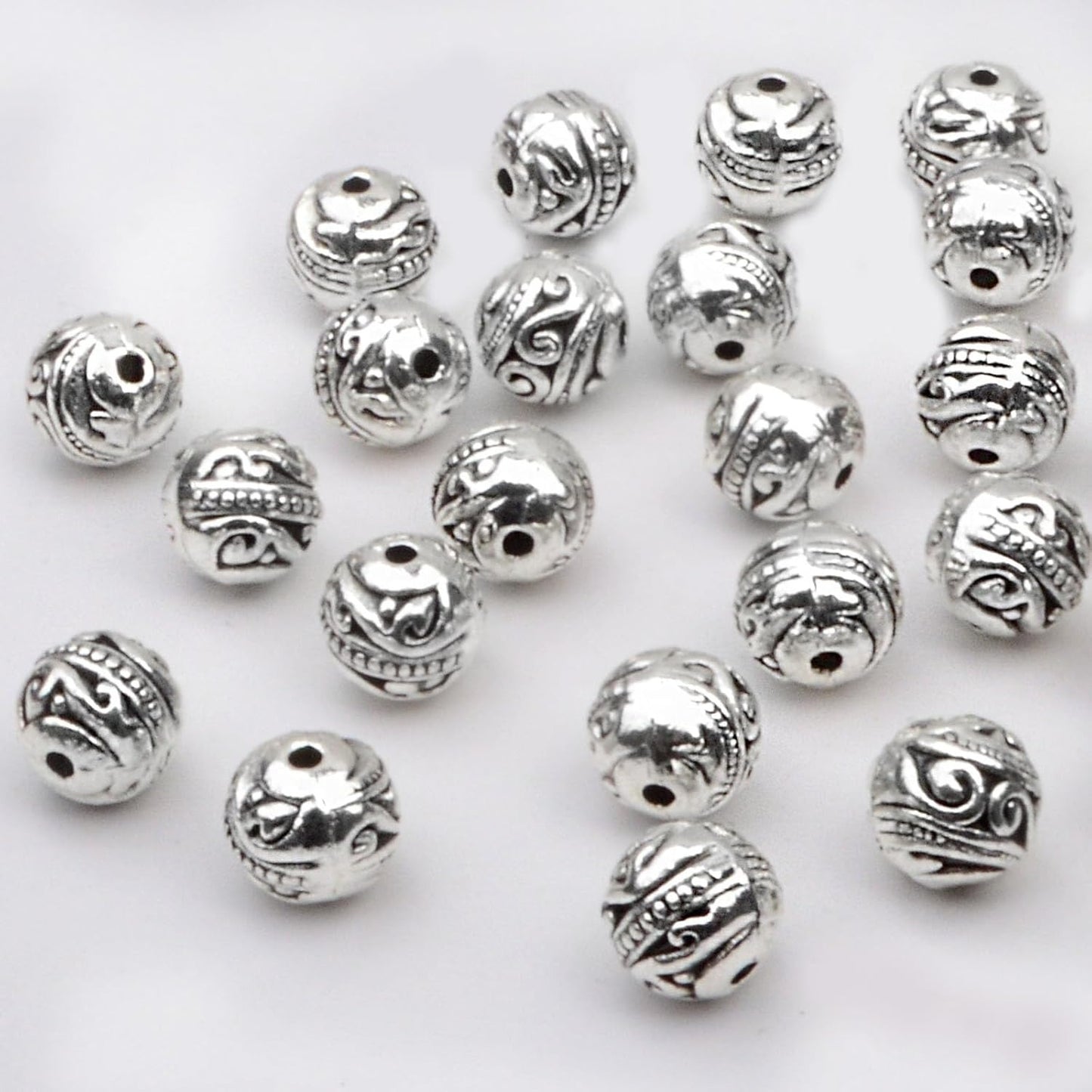 100pcs Antique Silver Round Spacer Beads Tibetan Alloy Ball Loose Bead Charms Metal Spacers Craft Accessories for DIY Bracelet Necklace Earrings Jewelry Making, 8 Mm