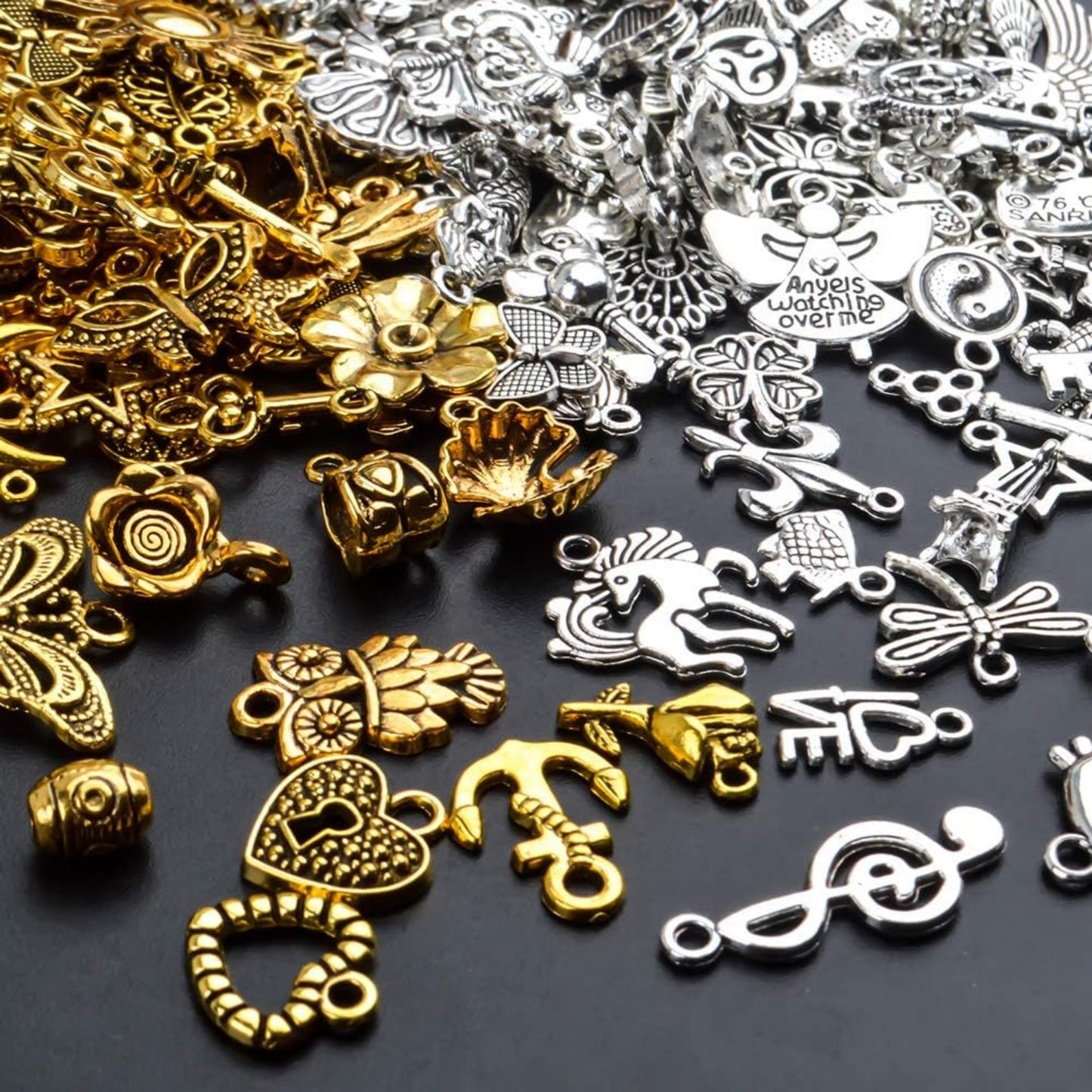 Vintage Charms Bulk,200pcs Mixed Antique Charms Tibetan Alloy Pendants for Necklace Bracelet Jewelry Making and Crafting,Antique Silver & Gold