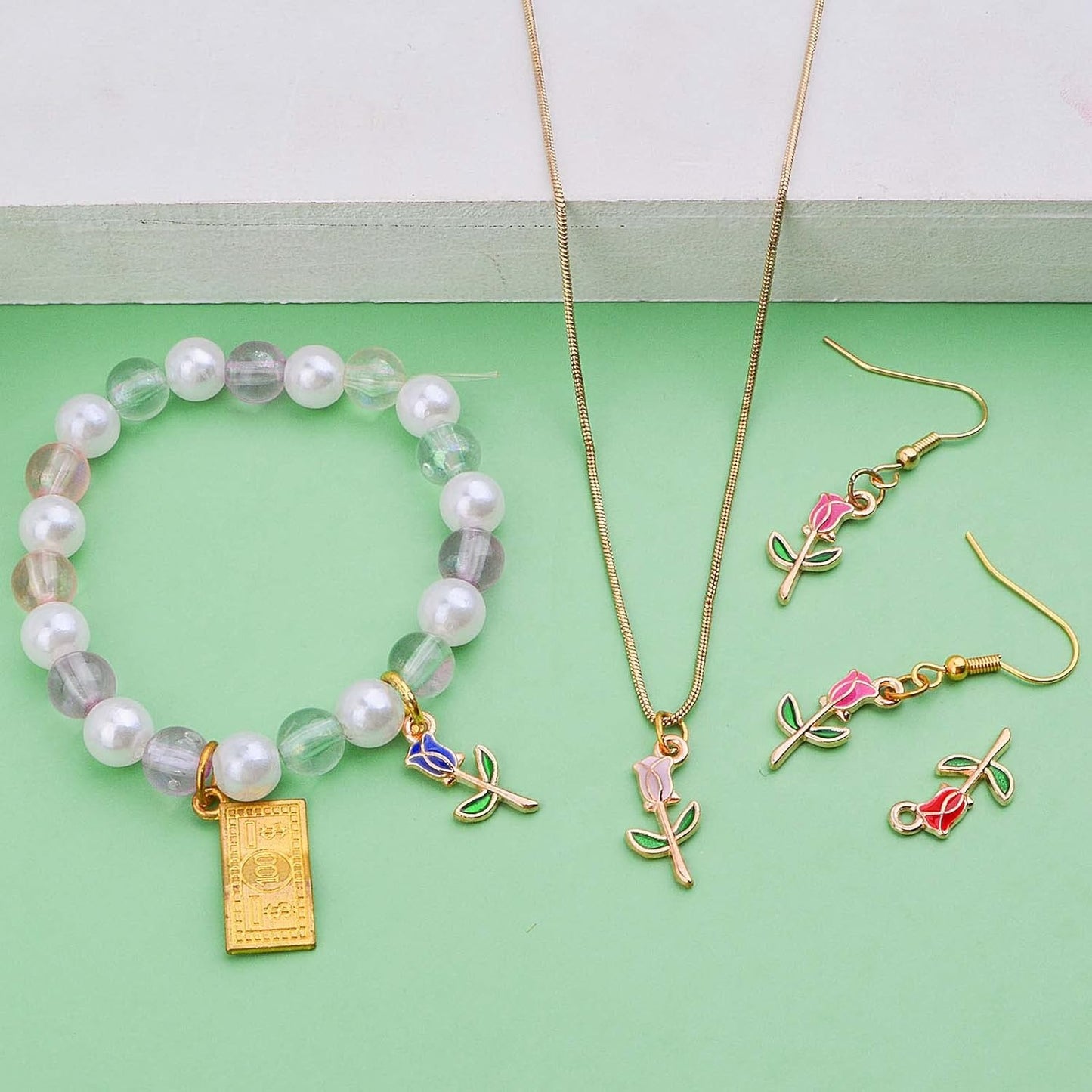 40 Pieces Enamel Rose Flower Pendant Charms Alloy Flower Dangle Pendants Craft Supplies for DIY Necklace Earrings Jewelry Making Valentine's Gifts, 4 Colors