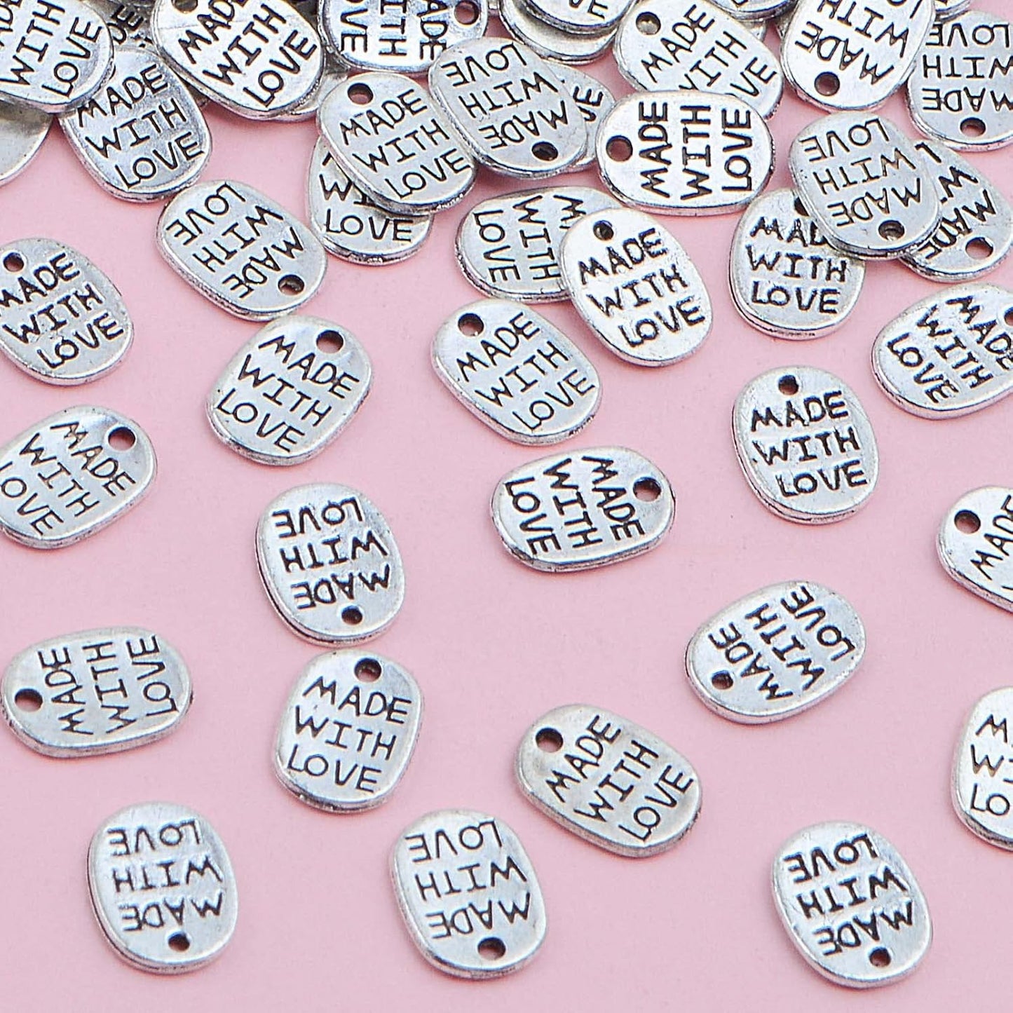 200pcs Antique Silver Oval Word Pendant Charms Tibetan Style Alloy Message Made with Love Valentine's Day Theme Charms for DIY Bracelet Necklace Jewelry Making Supplies