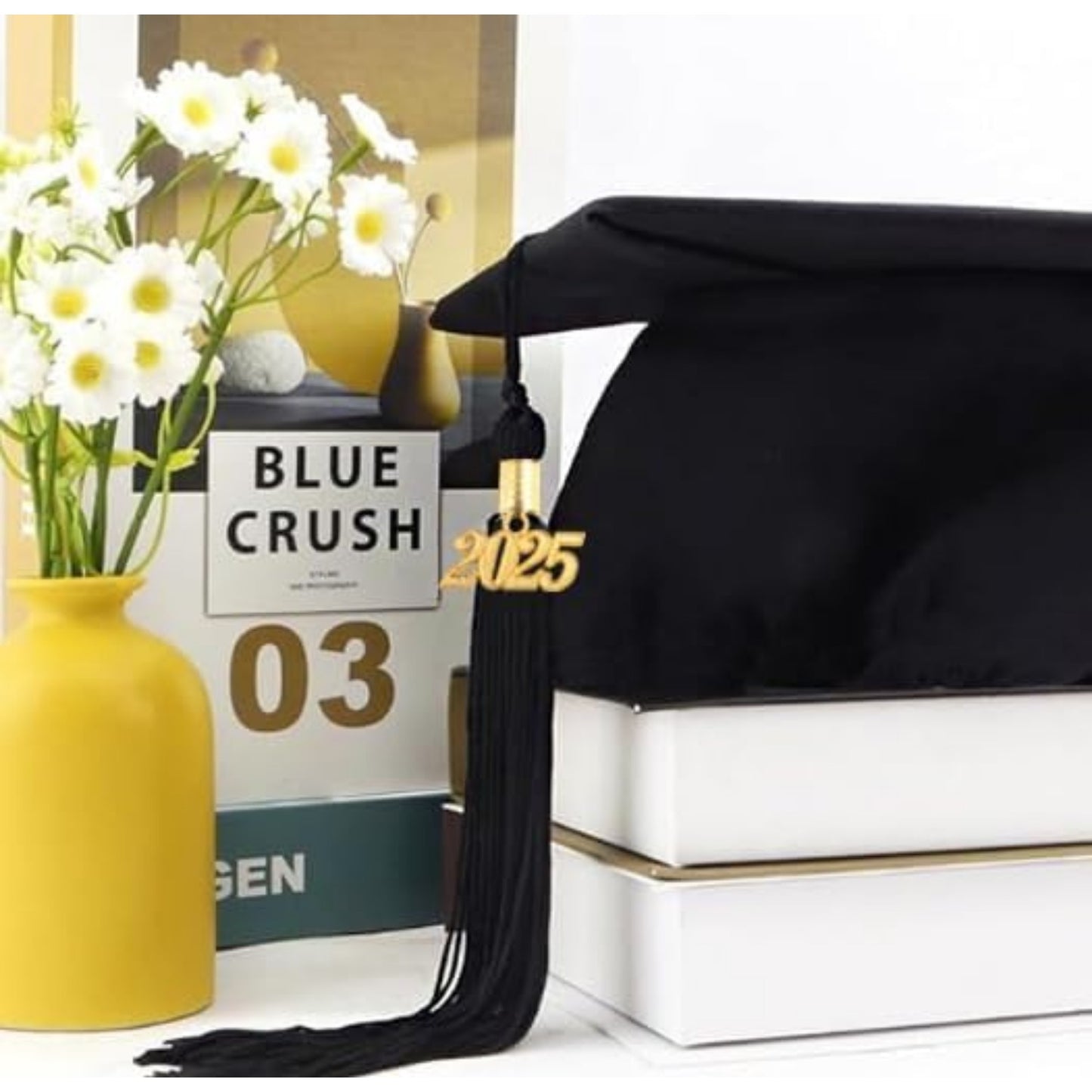 10pcs Black Graduation Tassels Academic Grad Cap Tassel Decoration with 10pcs Golden 2025 Year Charms for 2025 Graduates Graduation Ceremonies Parties Activities Souvenir