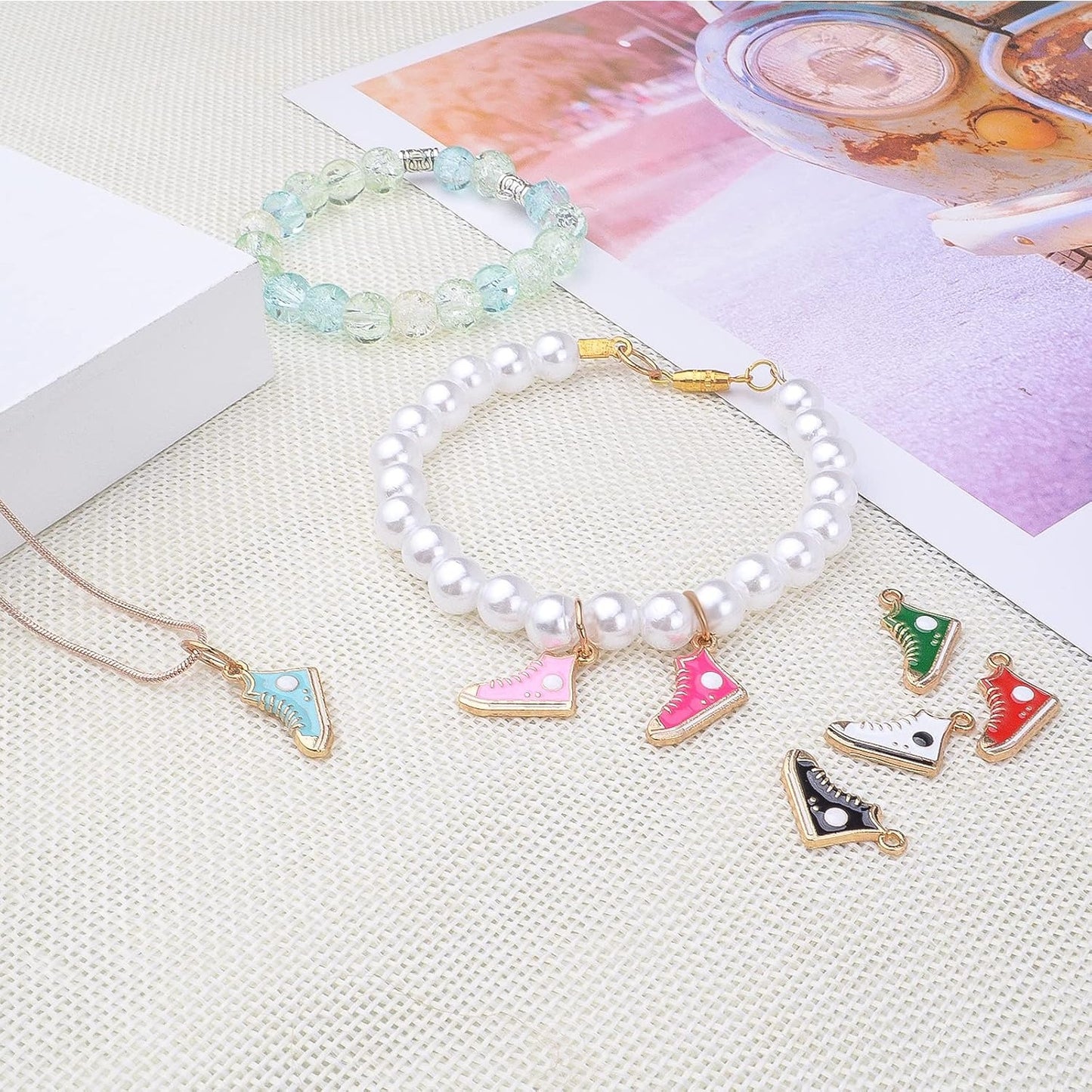21pcs 7 Colors Alloy Shoes Charms Enamel Cute High-Top Sneaker Shoes Pendants Charms for DIY Earrings Bracelet Necklace Jewelry Making Accessories