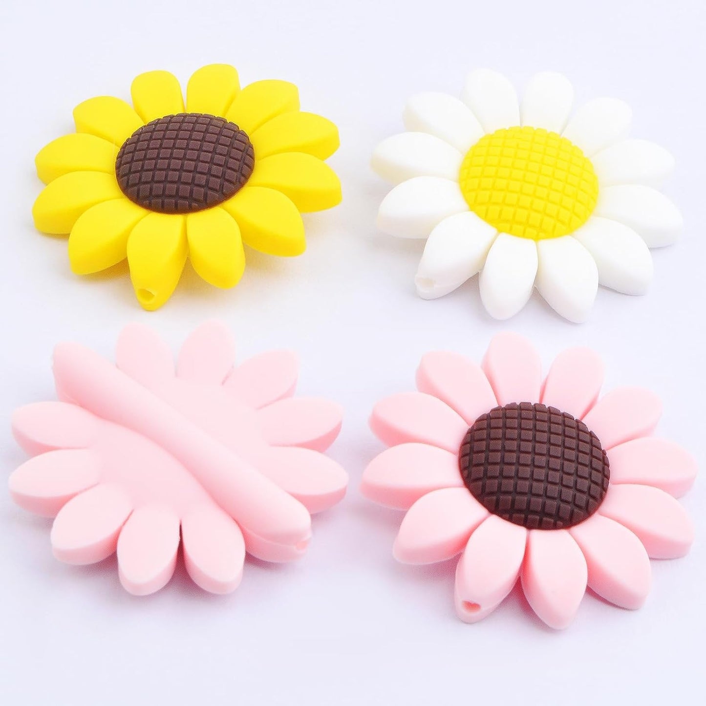 Sunflower Silicone Focal Beads for Pens, 15pcs 40 mm Flat Round Daisy Flower Shape Silicone Spacer Beads Bulk for DIY Keychains Lanyards Garlands Bracelet Crafts Jewelry Making, 3 Colors