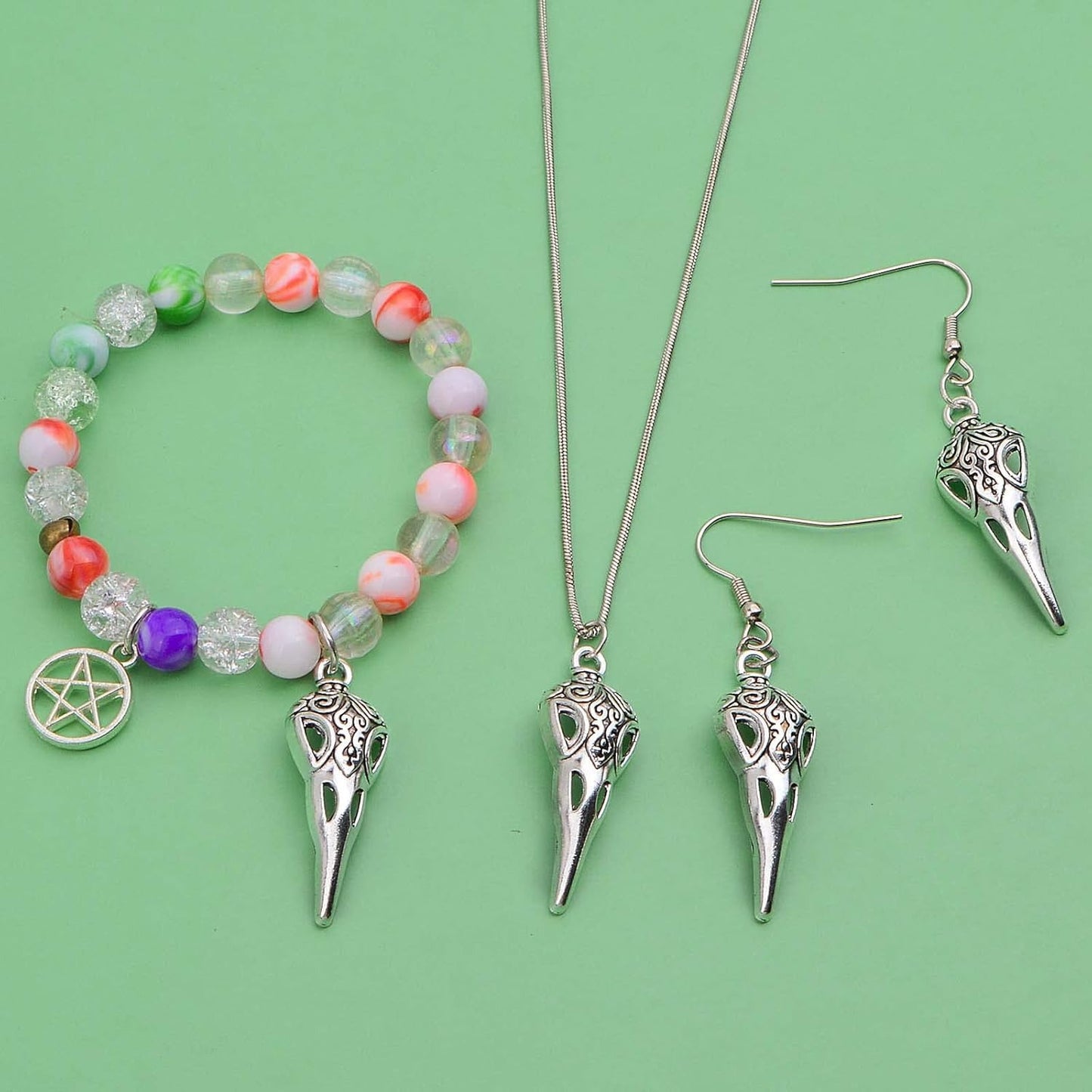 50pcs Antique Silver Skull Bird Head Charms Tibetan Style Alloy Raven Bird Skull Skeleton Pendant Charms for Halloween Witch Pagan DIY Jewelry Making