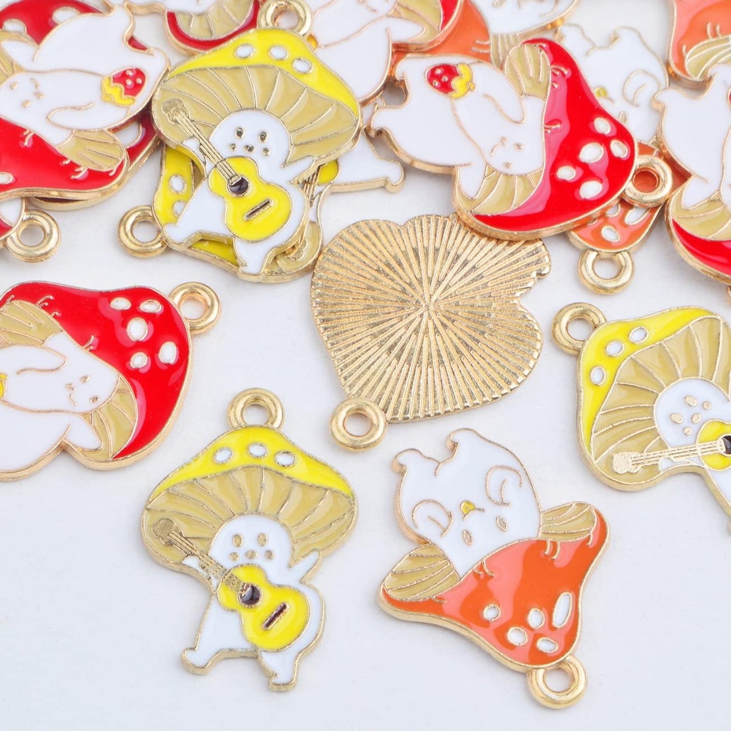 24pcs Enamel Mushroom Pendant Charms Alloy Cute Fairy Mushroom Dangle Charms Jewelry Findings Accessories for DIY Necklace Bracelet Earrings Craft Supplies Gifts, 4 Styles