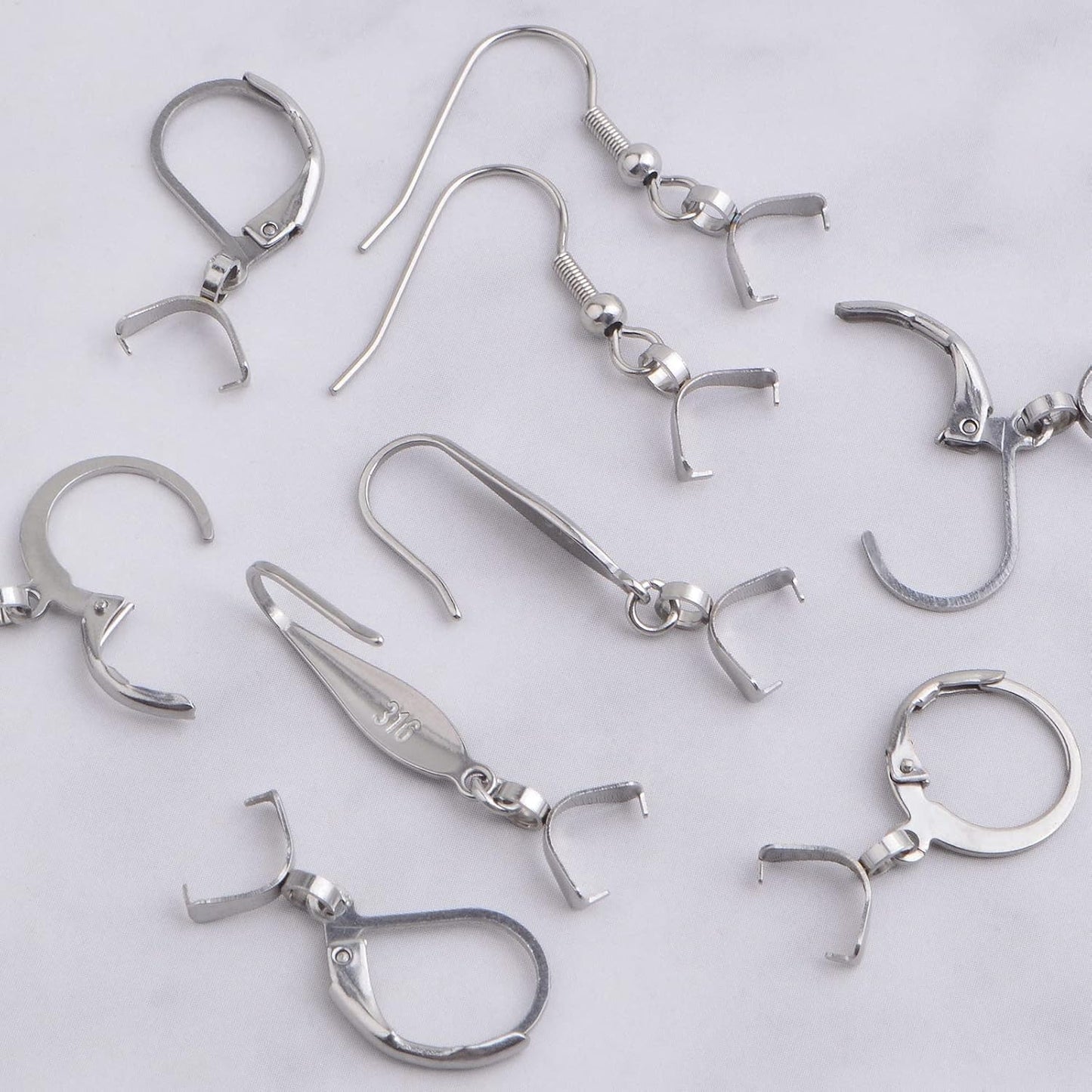 40pcs Stainless Steel Leverback Earring Hooks Hypoallergenic French Earwire Fish Hooks with Pendant Clasps Earring Components for DIY Dangle Jewelry Making Supplies, 4 Styles